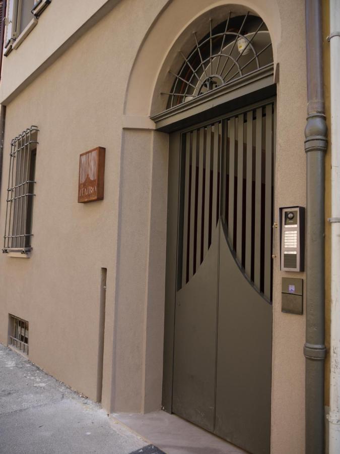 Rb Del Teatro&Apartaments Imola Luaran gambar