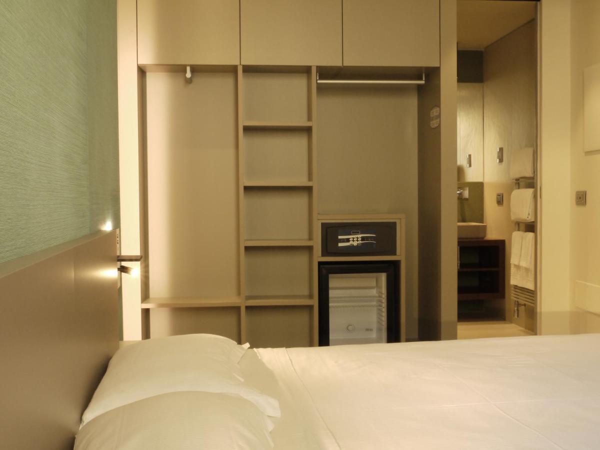 Rb Del Teatro&Apartaments Imola Luaran gambar